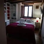 Casa Independiente Con Chimena, Jardín Y Barbacoa