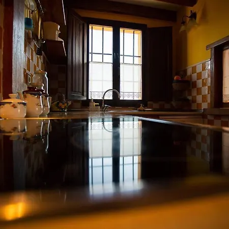 Casa Independiente Con Chimena, Jardin Y Barbacoa