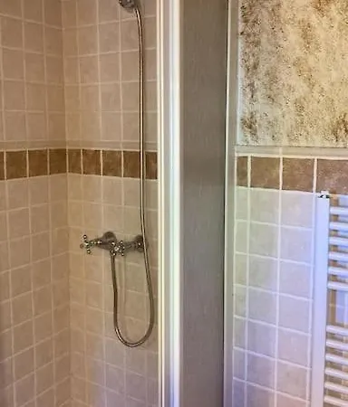 Casa Independiente Con Chimena, Jardín Y Barbacoa