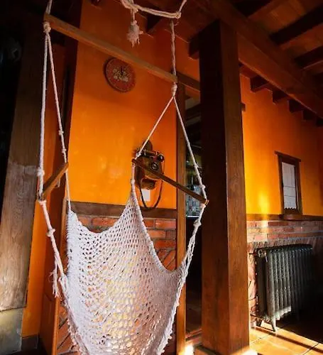 Casa Independiente Con Chimena, Jardín Y Barbacoa *