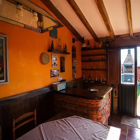 Casa Independiente Con Chimena, Jardin Y Barbacoa 別荘 サンタンデール